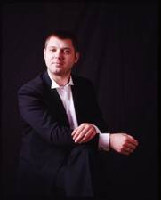 Andrea Oliva - Biografia